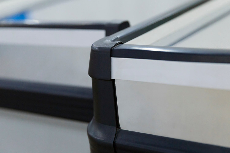 Supermarket Check Out Counter With Gate