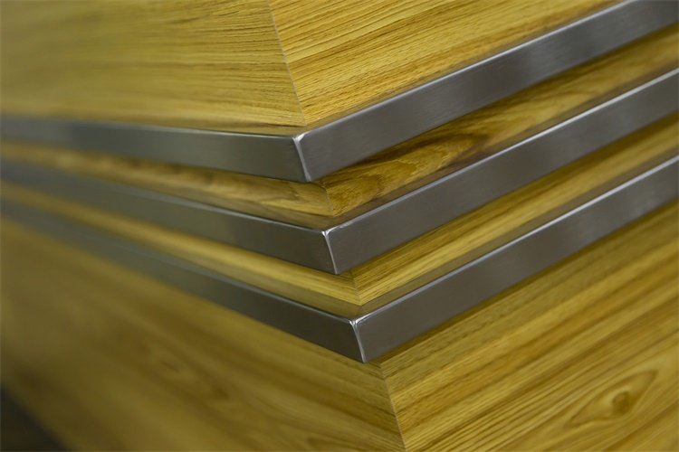 Vertical Corner Supermarket Checkout Counter