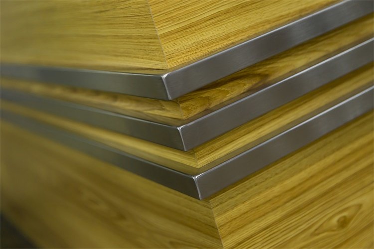 Vertical Corner Supermarket Checkout Counter