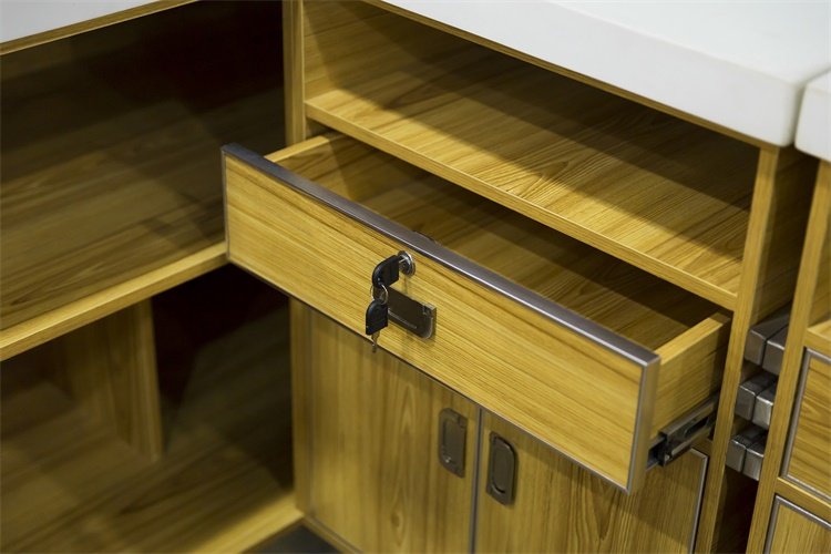 Vertical Corner Supermarket Checkout Counter