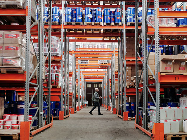 How to Manage a Warehouse