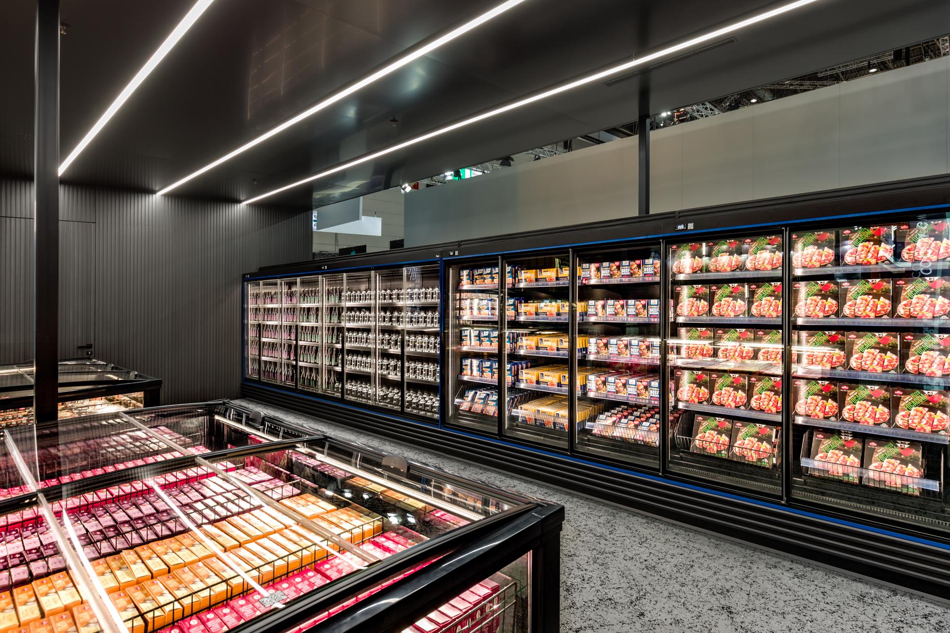 Modern supermarket commercial refrigeration displays